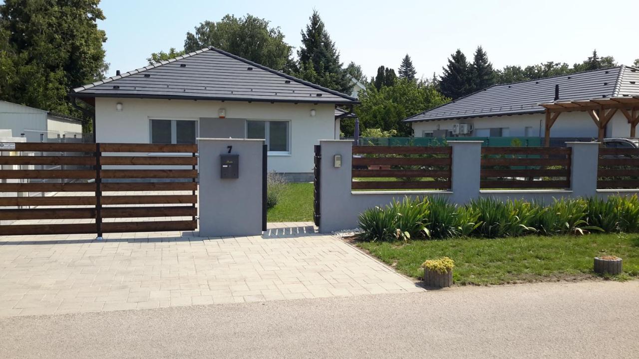 Hunor House Villa Siófok Buitenkant foto
